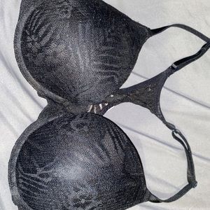 Victoria secret/pink bra